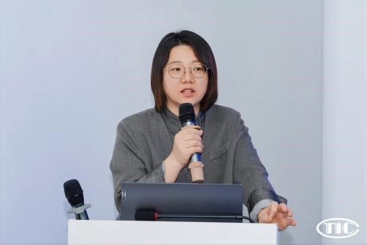 破解數(shù)字化管理難題！紡織數(shù)智轉(zhuǎn)型研討會(huì)在柯橋舉辦